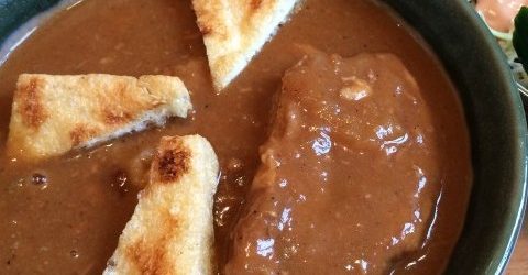 カレー丼＋揚げ焼きの不思議なコラボ（かわしま）